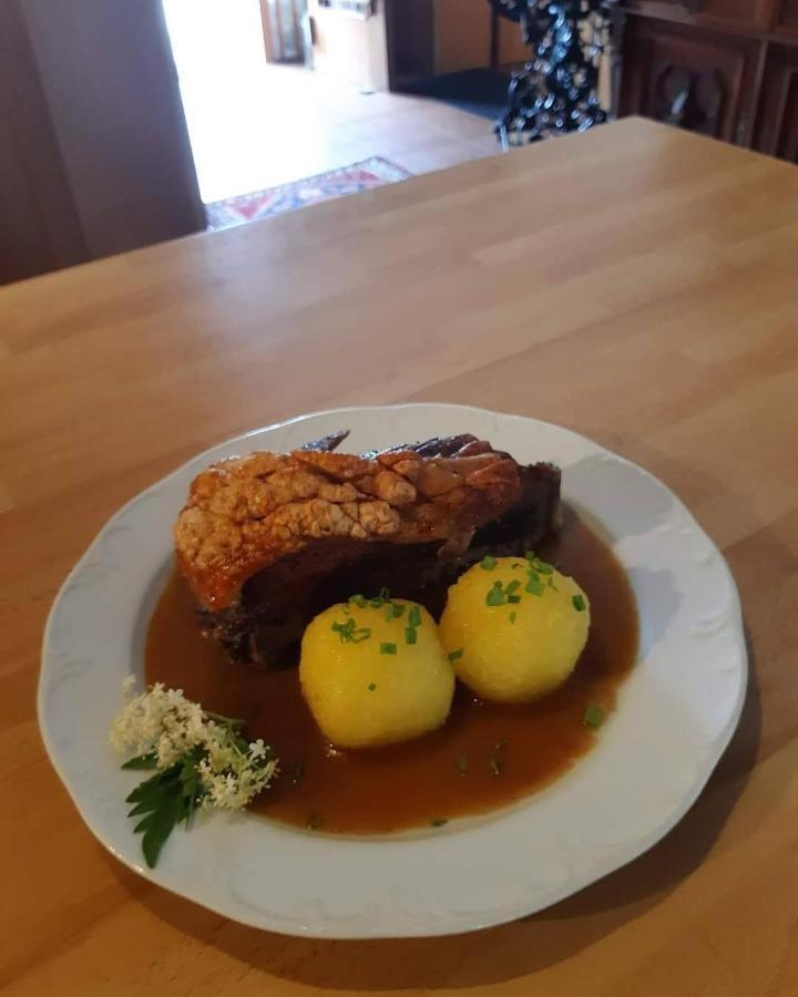 Gasthof Hotel Zur Post Egloffstein Kültér fotó