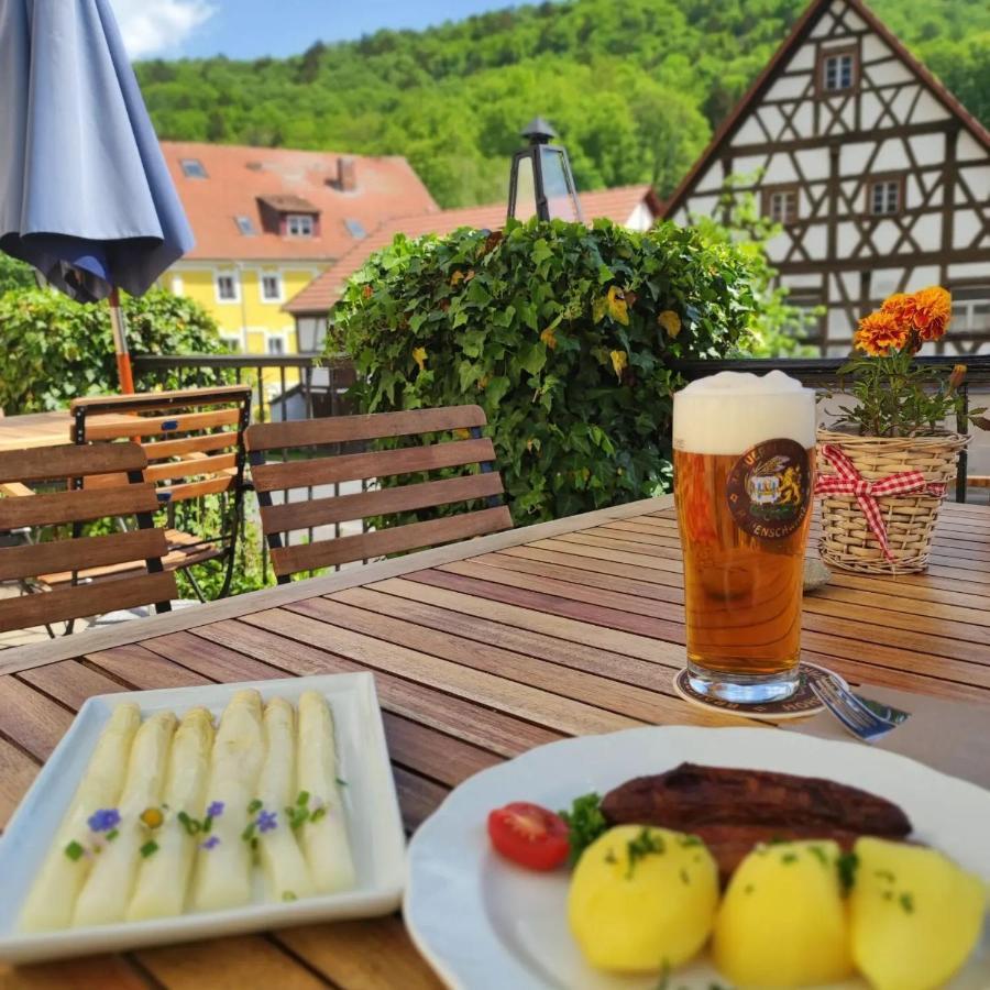 Gasthof Hotel Zur Post Egloffstein Kültér fotó