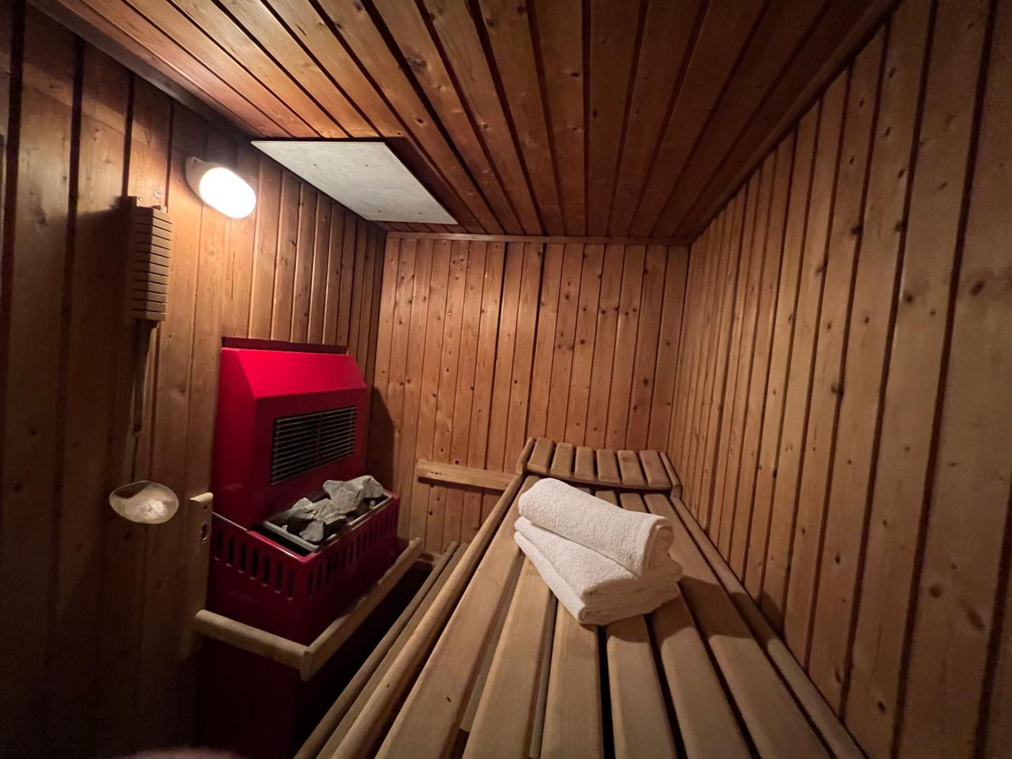 Gasthof Hotel Zur Post Egloffstein Kültér fotó