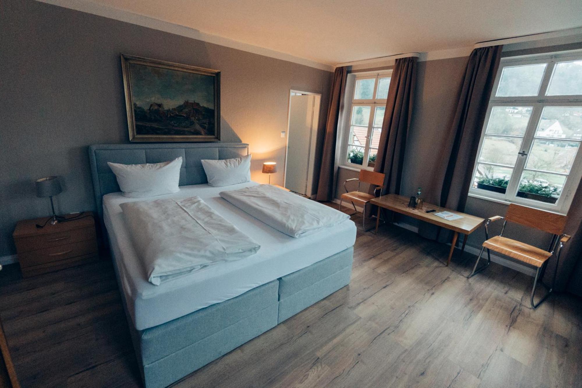 Gasthof Hotel Zur Post Egloffstein Kültér fotó