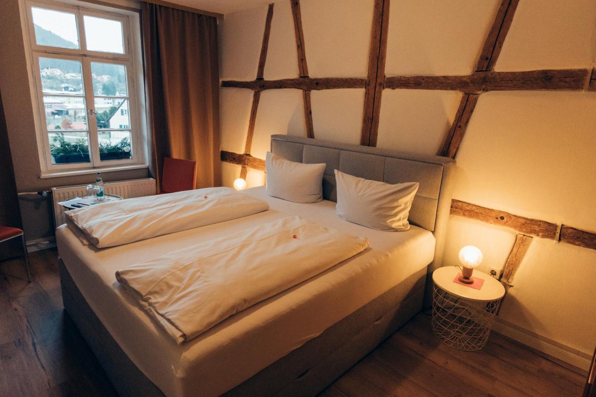 Gasthof Hotel Zur Post Egloffstein Kültér fotó