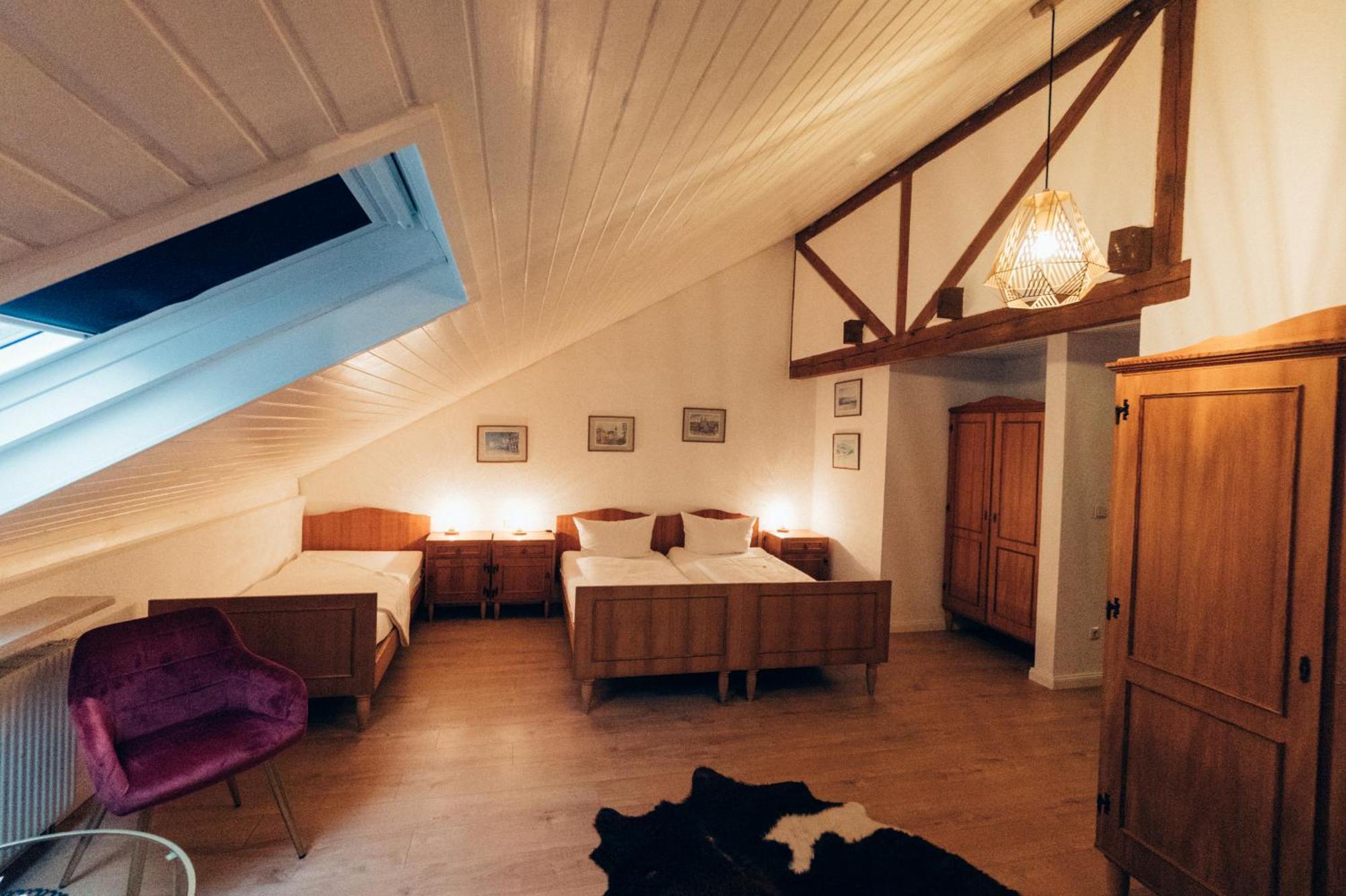 Gasthof Hotel Zur Post Egloffstein Kültér fotó