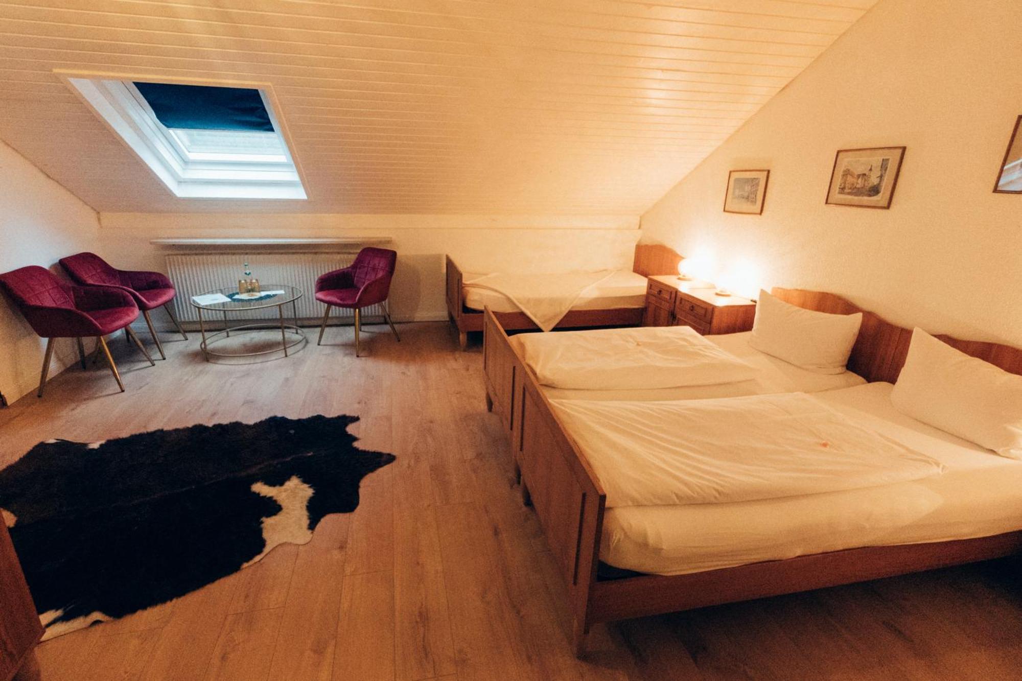 Gasthof Hotel Zur Post Egloffstein Kültér fotó