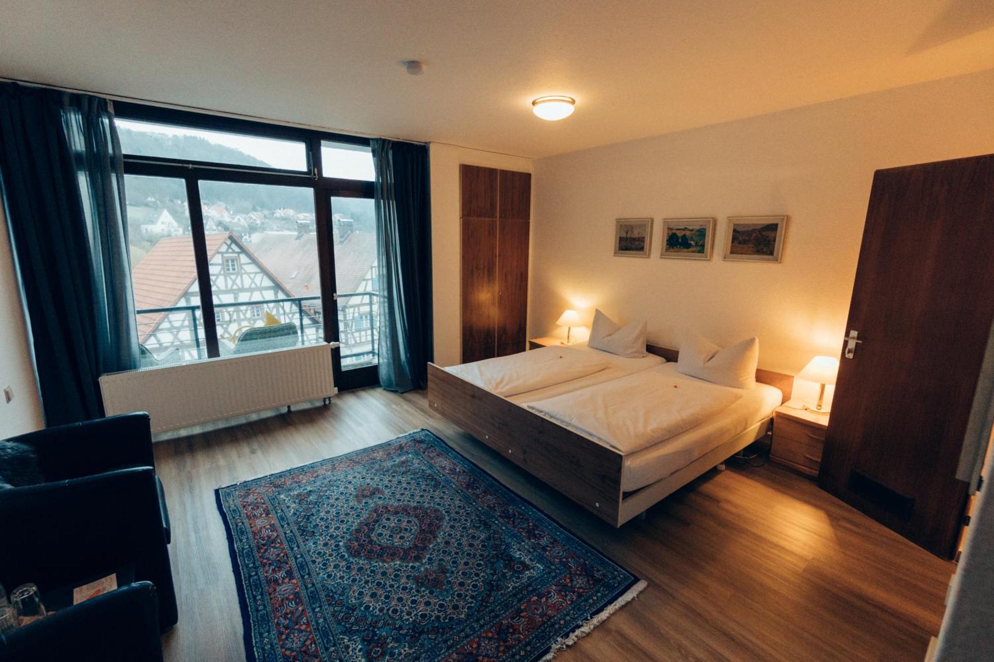 Gasthof Hotel Zur Post Egloffstein Kültér fotó